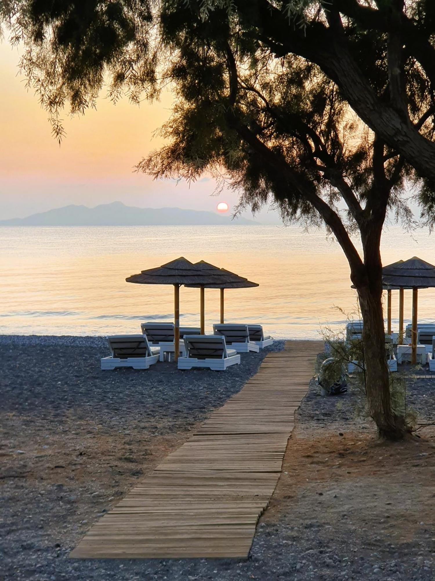 Arion Bay Hotel Santorini Καμάρι Εξωτερικό φωτογραφία