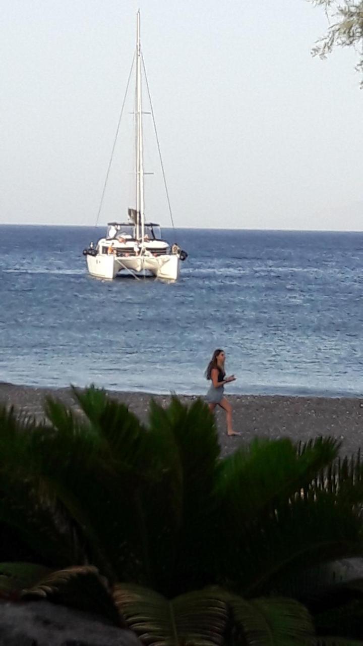 Arion Bay Hotel Santorini Καμάρι Εξωτερικό φωτογραφία